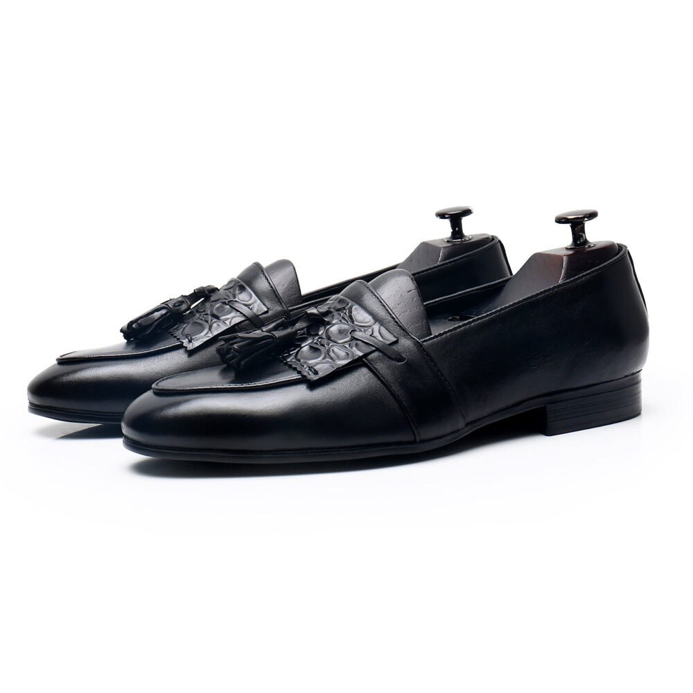 British vintage leather fringed loafers - Image 6