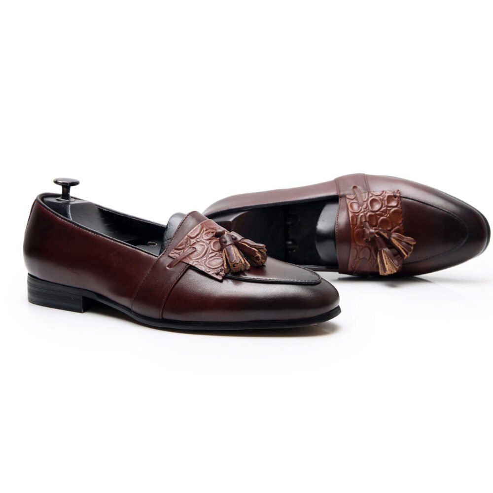 British vintage leather fringed loafers - Image 2