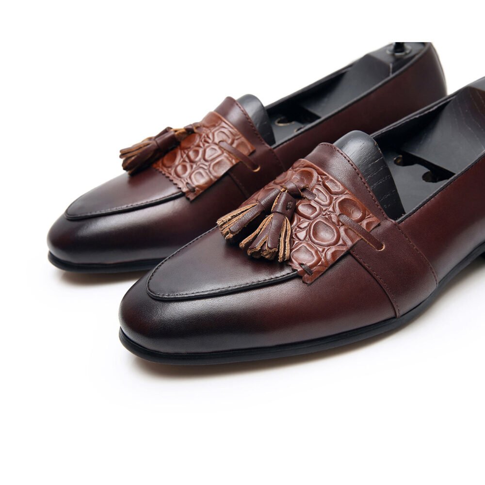 British vintage leather fringed loafers - Image 3